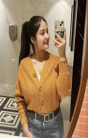 young call girl in RK Puram